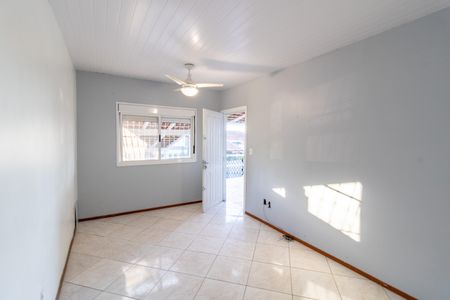 Casa à venda com 80m², 2 quartos e 1 vaga Casa à venda com 80m², 2 quartos e 1 vagaQuarto