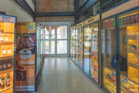 Apartamento à venda com 80m², 3 quartos e 2 vagas Apartamento à venda com 80m², 3 quartos e 2 vagasMinimercado