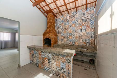 Apartamento à venda com 61m², 2 quartos e 1 vagaÁrea comum