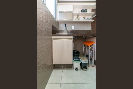 Apartamento à venda com 61m², 2 quartos e 1 vagaÁrea de Serviço