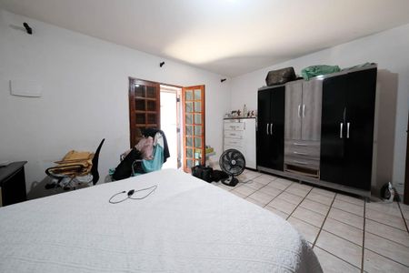 Casa à venda com 237m², 4 quartos e 1 vagaQuarto 2