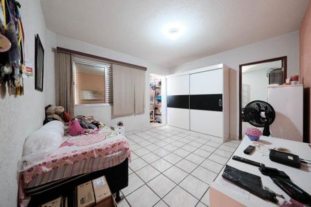 Casa à venda com 237m², 4 quartos e 1 vagaQuarto 1