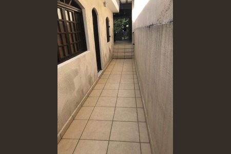 Casa à venda com 135m², 3 quartos e 2 vagas
