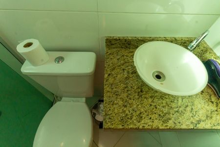 Casa de condomínio à venda com 92m², 2 quartos e 1 vagaBanheiro da Suíte 1