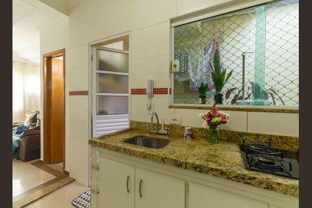 Casa de condomínio à venda com 92m², 2 quartos e 1 vagaCozinha