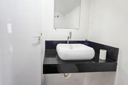 Apartamento para alugar com 350m², 4 quartos e 4 vagas Apartamento para alugar com 350m², 4 quartos e 4 vagasBanheiro