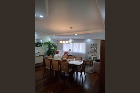 Apartamento à venda com 160m², 4 quartos e 2 vagas