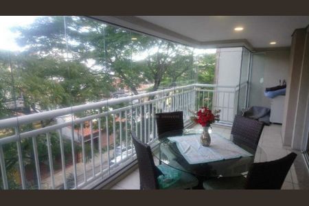 Apartamento à venda com 155m², 4 quartos e 3 vagas