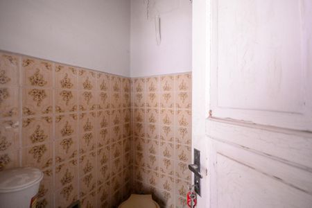 Casa à venda com 152m², 3 quartos e 4 vagas Casa à venda com 152m², 3 quartos e 4 vagasBanheiro de Serviço