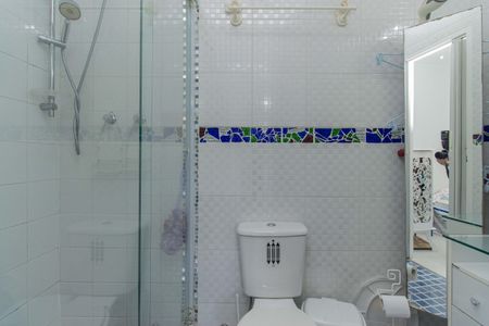 Apartamento à venda com 87m², 3 quartos e 2 vagas Apartamento à venda com 87m², 3 quartos e 2 vagasBanheiro da Suíte