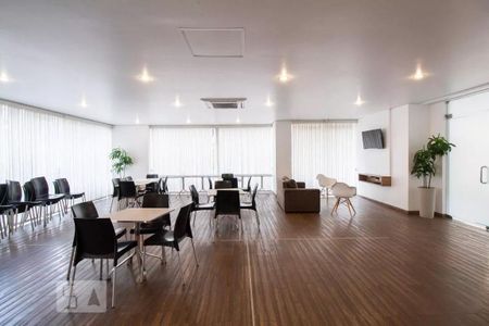 Apartamento à venda com 87m², 3 quartos e 2 vagas Apartamento à venda com 87m², 3 quartos e 2 vagasÁrea comum - Salão de festas