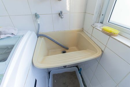 Apartamento à venda com 87m², 3 quartos e 2 vagas Apartamento à venda com 87m², 3 quartos e 2 vagasÁrea de Serviço