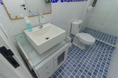 Apartamento à venda com 87m², 3 quartos e 2 vagas Apartamento à venda com 87m², 3 quartos e 2 vagasBanheiro Social