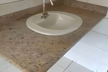 Casa à venda com 115m², 2 quartos e 2 vagas