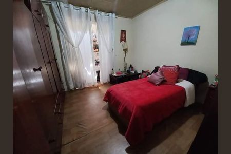 Casa à venda com 270m², 3 quartos e 2 vagas