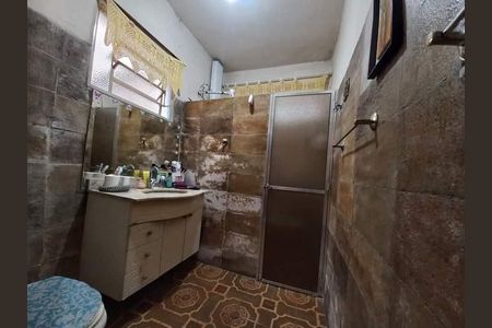 Casa à venda com 270m², 3 quartos e 2 vagas