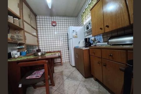Casa à venda com 270m², 3 quartos e 2 vagas