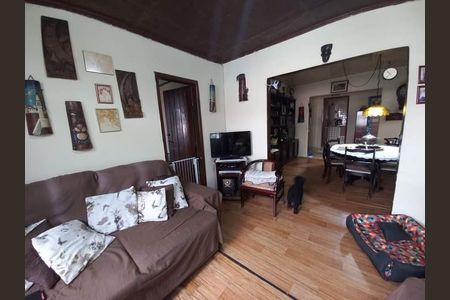 Casa à venda com 270m², 3 quartos e 2 vagas