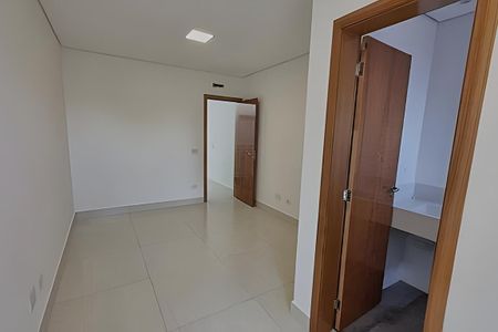 Casa à venda com 207m², 3 quartos e 4 vagas