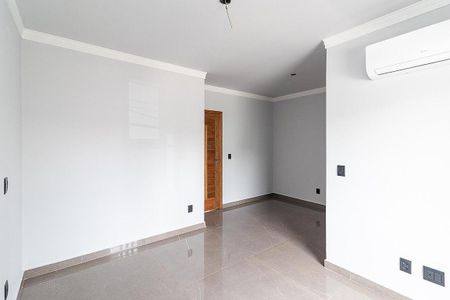 Casa à venda com 170m², 3 quartos e 4 vagas