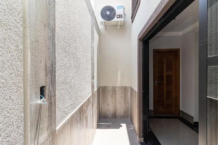 Casa à venda com 170m², 3 quartos e 4 vagas