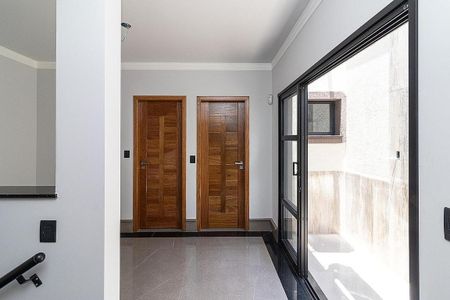 Casa à venda com 170m², 3 quartos e 4 vagas