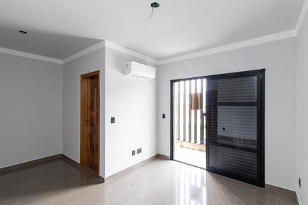 Casa à venda com 170m², 3 quartos e 4 vagas
