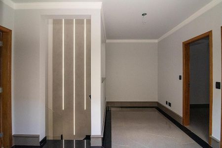 Casa à venda com 170m², 3 quartos e 4 vagas