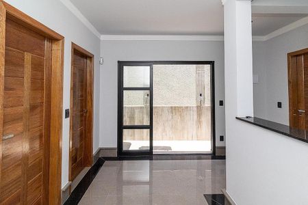 Casa à venda com 170m², 3 quartos e 4 vagas