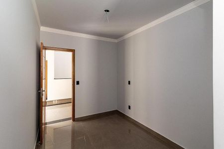 Casa à venda com 170m², 3 quartos e 4 vagas