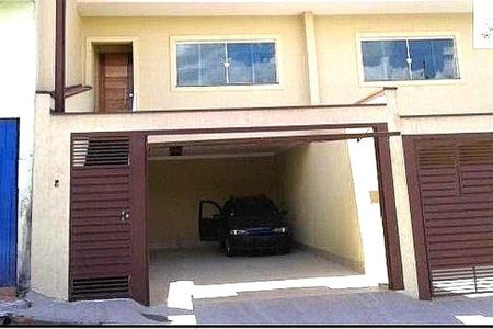 Casa à venda com 160m², 3 quartos e 4 vagas