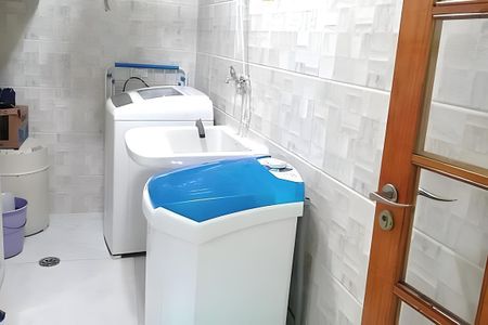 Casa à venda com 154m², 3 quartos e 2 vagas