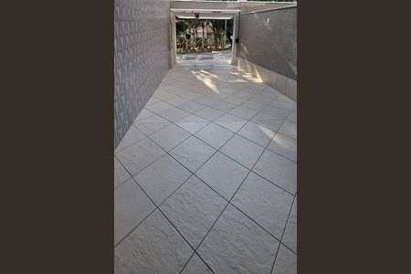 Casa à venda com 140m², 3 quartos e 2 vagas
