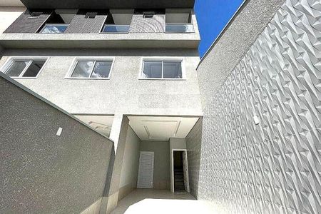 Casa à venda com 140m², 3 quartos e 2 vagas