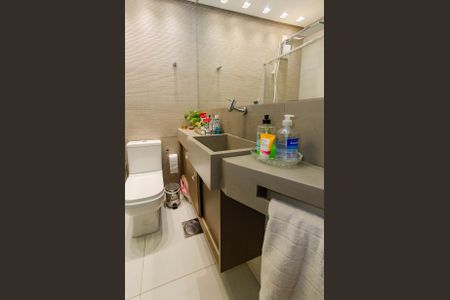 Apartamento à venda com 110m², 3 quartos e 1 vaga Apartamento à venda com 110m², 3 quartos e 1 vagaBanheiro