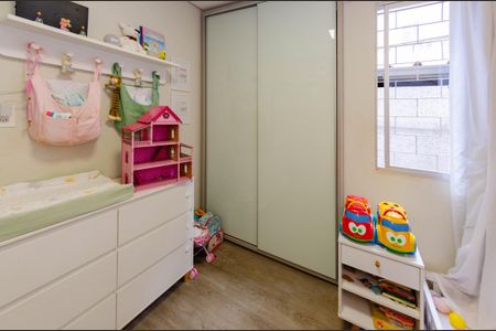 Apartamento à venda com 110m², 3 quartos e 1 vaga Apartamento à venda com 110m², 3 quartos e 1 vagaQuarto 2