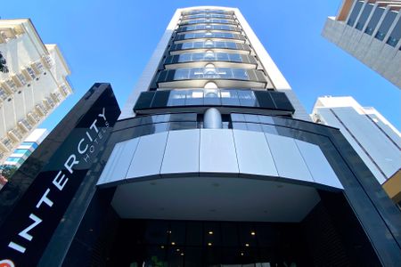 Studio à venda com 26m², 1 quarto e 1 vaga Studio à venda com 26m², 1 quarto e 1 vagaFachada