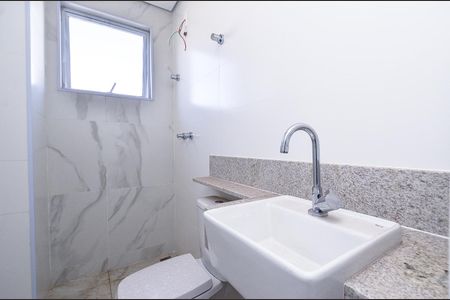 Apartamento à venda com 78m², 3 quartos e 2 vagasBanheiro social