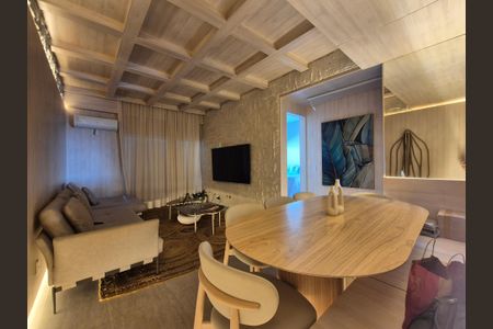 Apartamento à venda com 76m², 2 quartos e 2 vagasSala