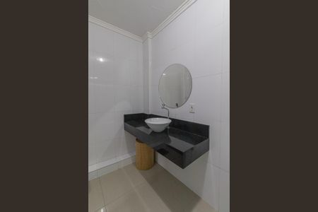 Casa à venda com 240m², 5 quartos e 2 vagas Casa à venda com 240m², 5 quartos e 2 vagasBanheiro Suíte 1