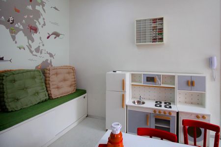 Apartamento à venda com 197m², 4 quartos e 4 vagasÁrea comum - Brinquedoteca