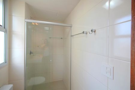 Apartamento à venda com 197m², 4 quartos e 4 vagasBanheiro da Suíte 4