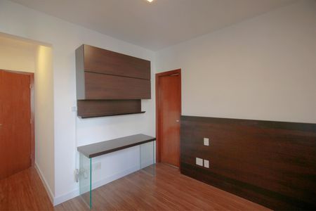 Apartamento à venda com 197m², 4 quartos e 4 vagasSuíte 4