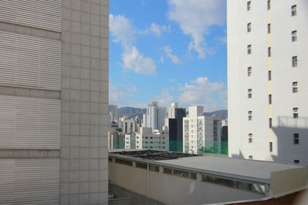 Apartamento à venda com 197m², 4 quartos e 4 vagasVista Suíte 1