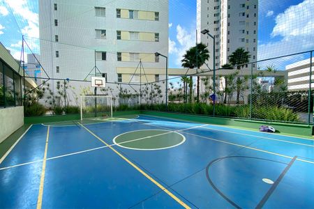 Apartamento à venda com 197m², 4 quartos e 4 vagas Apartamento à venda com 197m², 4 quartos e 4 vagasÁrea comum - Quadra