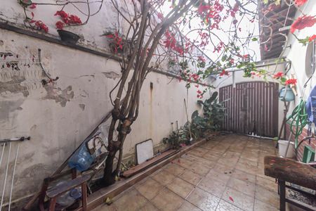 Casa à venda com 140m², 5 quartos e 3 vagasQuintal