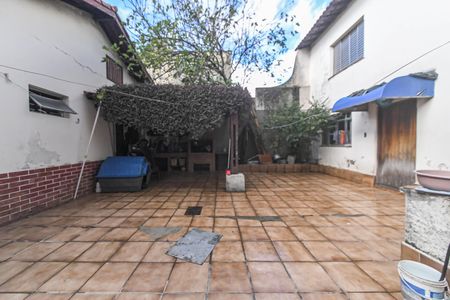 Casa à venda com 140m², 5 quartos e 3 vagasQuintal