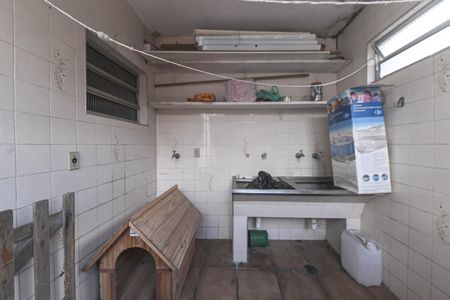 Casa à venda com 140m², 5 quartos e 3 vagasCasa 2 - Lavanderia