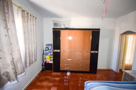 Casa à venda com 208m², 1 quarto e sem vaga Casa à venda com 208m², 1 quarto e sem vagaQuarto