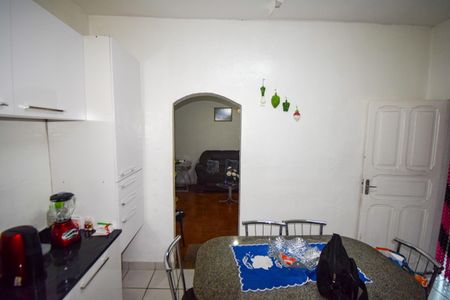 Casa à venda com 208m², 1 quarto e sem vaga Casa à venda com 208m², 1 quarto e sem vagaCozinha